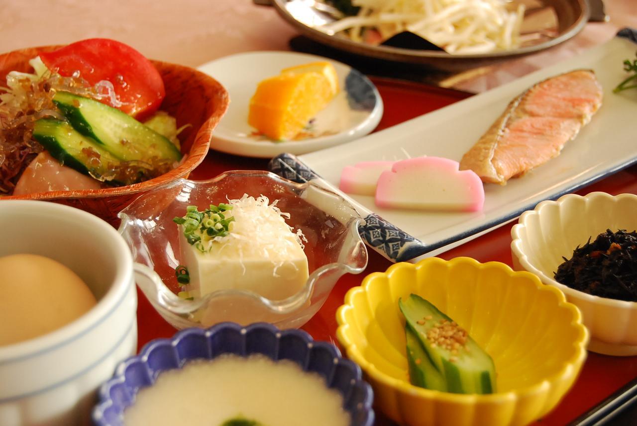 Riverside Hotel Sansuikan 히타 외부 사진