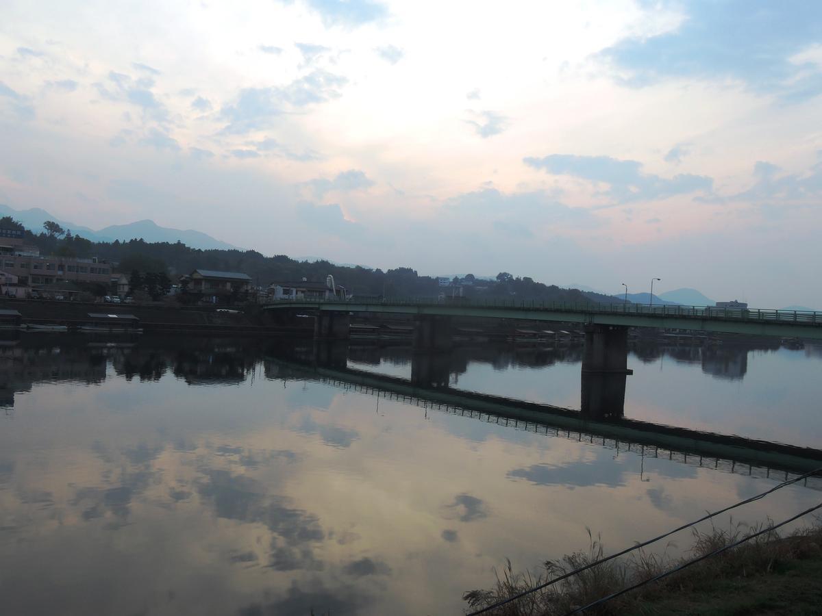 Riverside Hotel Sansuikan 히타 외부 사진