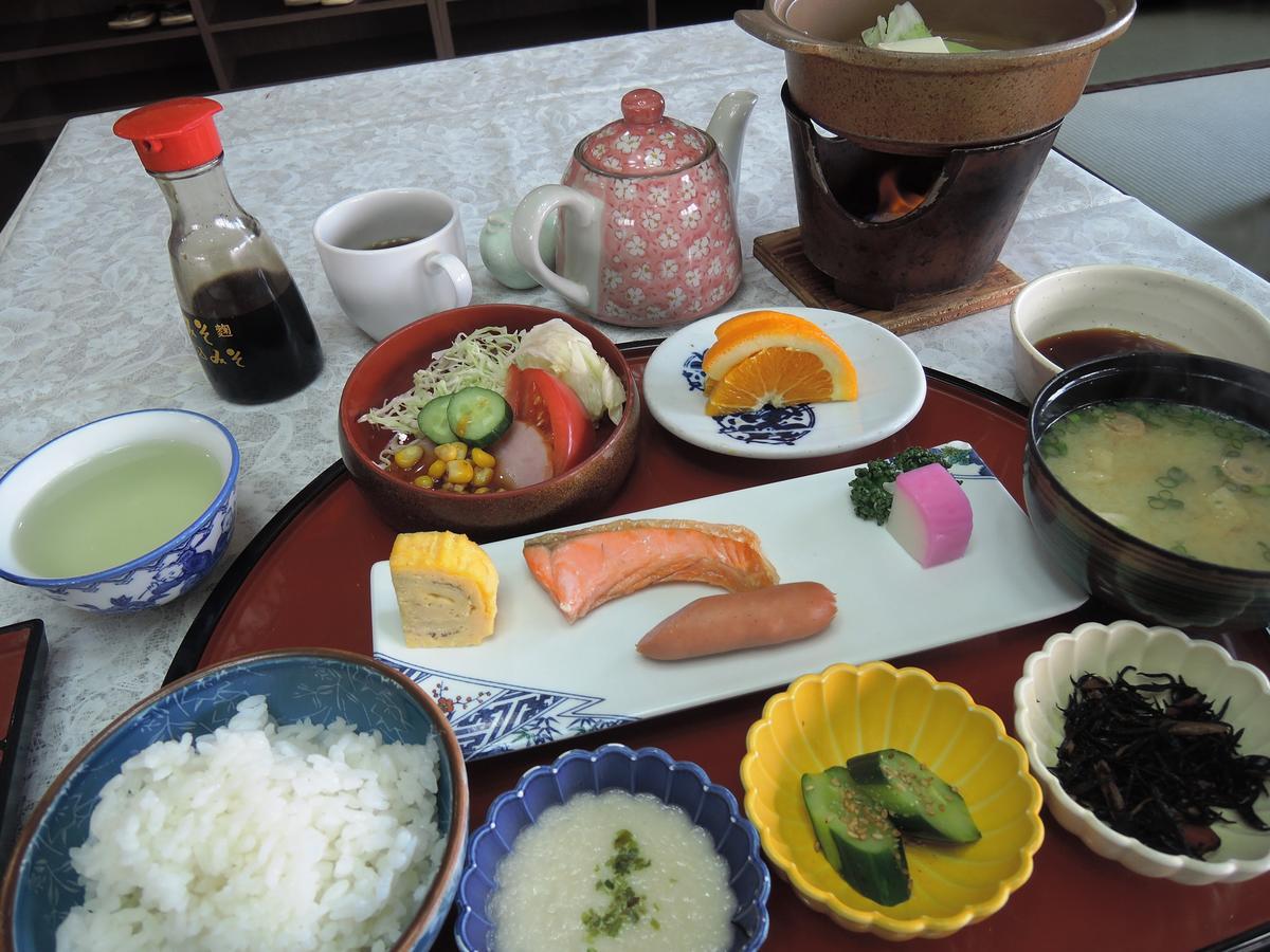 Riverside Hotel Sansuikan 히타 외부 사진